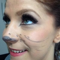 غرفة دردشة KateMoore دون اتصال