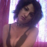 Salma_'s Offline Chat Room