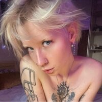 Luna_Hurt webcam model