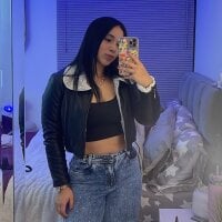 Gigi-bom webcam model