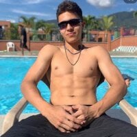 Evans_thor33's Offline Chat Room