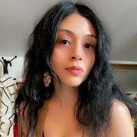 Kriztal_prettyLive Webcam