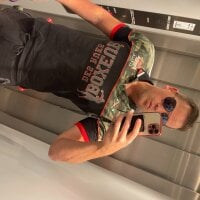 BeachBumGirl69's Offline Chat Room