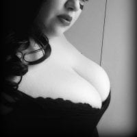 Cute_Valerie_ur_dream's Offline Chat Room