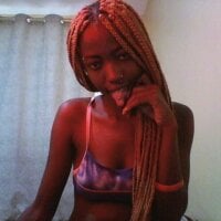 Shana_Quiin's Offline Chat Room