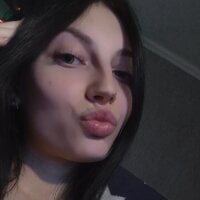EmilyBlossom's Avatar Pic