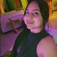 dulcediaz23 webcam model