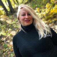 Esenia505 webcam model