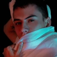 cHRISBRAVE's Profile Pic