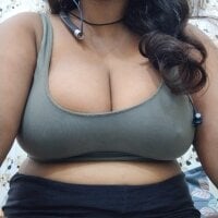 aliyaa9900 webcam
