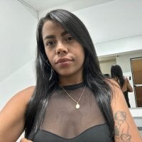 Hillary_Beltran webcam model