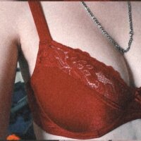 Strawberryspice's Offline Chat Room