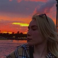 DanaWayne অফলাইন চ্যাট রুম