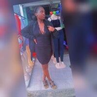 prettydoll23's Offline Chat Room