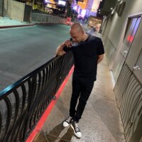 wetwildxxx's Offline Chat Room