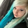 AngelxAddiction's Offline Chat Room
