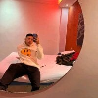 RhBoyySexCum webcam