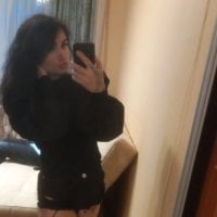 isweet_bella's Offline Chat Room