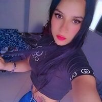 laura_pink22