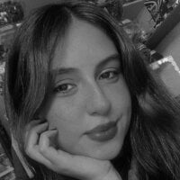 KatieFox1's Offline Chat Room