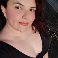 redhotcurvy06_ webcam