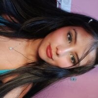 naomi_jonees_'s Offline Chat Room