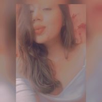 Blonde_Burning Adlı Modelin Çevrimdışı Sohbet Odası