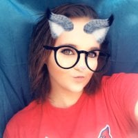 غرفة دردشة ChanelPaige دون اتصال