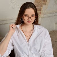 BewitchingGlance's Offline Chat Room