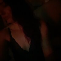 Ashleyxxoo's Offline Chat Room