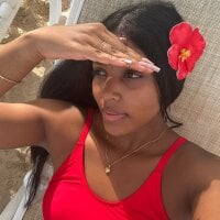 ZOEGARNER01 webcam model