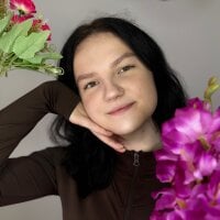 LatinaHuguenin model avatar