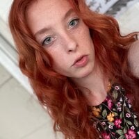 onlyredz00's Offline Chat Room