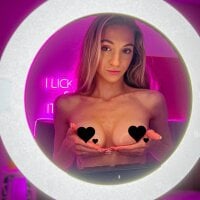 Emilly_HartLive Webcam