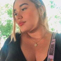 Bilik Sembang Luar Talian dakota_murphy2