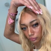 teethelightskinbarbie