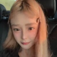 Swwet_lele webcam model