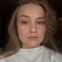 WillowSturiaIe webcam model