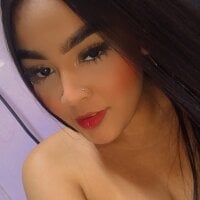 emma_rayy's Profile Pic