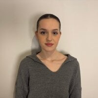 CathrineBinnie model avatar