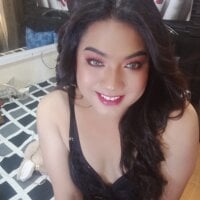 MILKYavaCUM webcam