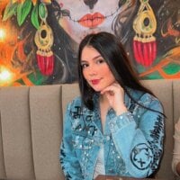 niaredfieldd's Offline Chat Room