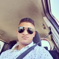 Офлайн-чат hornycoloured95