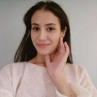 Playful_Lia