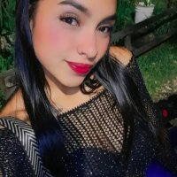 AranzaBetancurth's Offline Chat Room