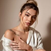 Alanna-foxx webcam model