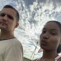 Sunny_Couple27 webcam