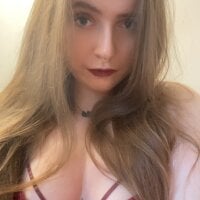 LiahLovexoxx webcam model