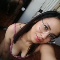 jume2205 webcam model
