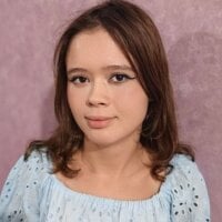 WhitneyFreestone offline chatrum